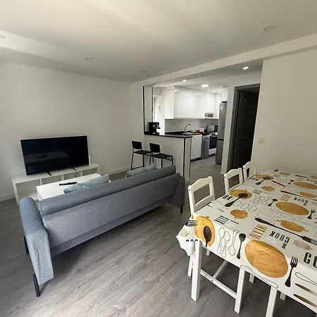 Reformado 14 Pax Bbq Y Jardin10 Min Playa Villa Santander